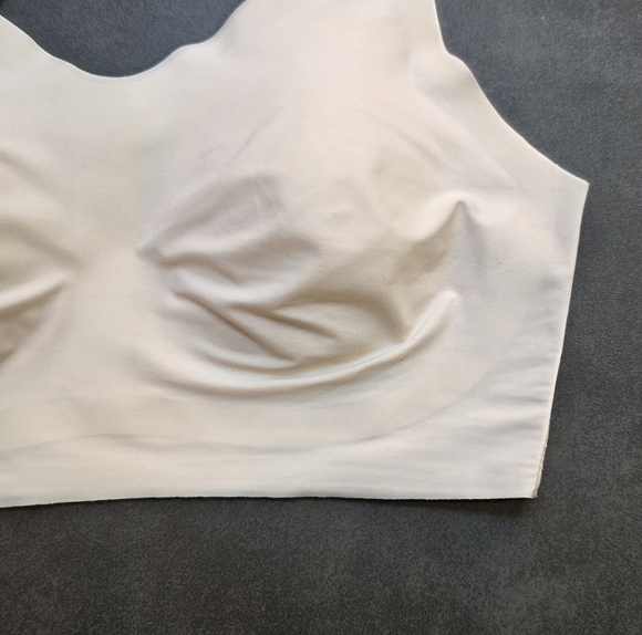 Okko Signature Seamless Bra - Picture 3 of 6